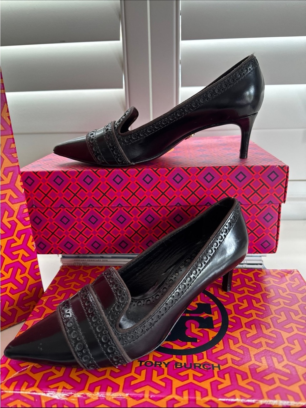 Tory Burch Black Leather Pointed-Toe Kitten Heels with Brogue Strap